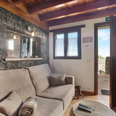 Casa Tia Eulalia 弗龙特拉